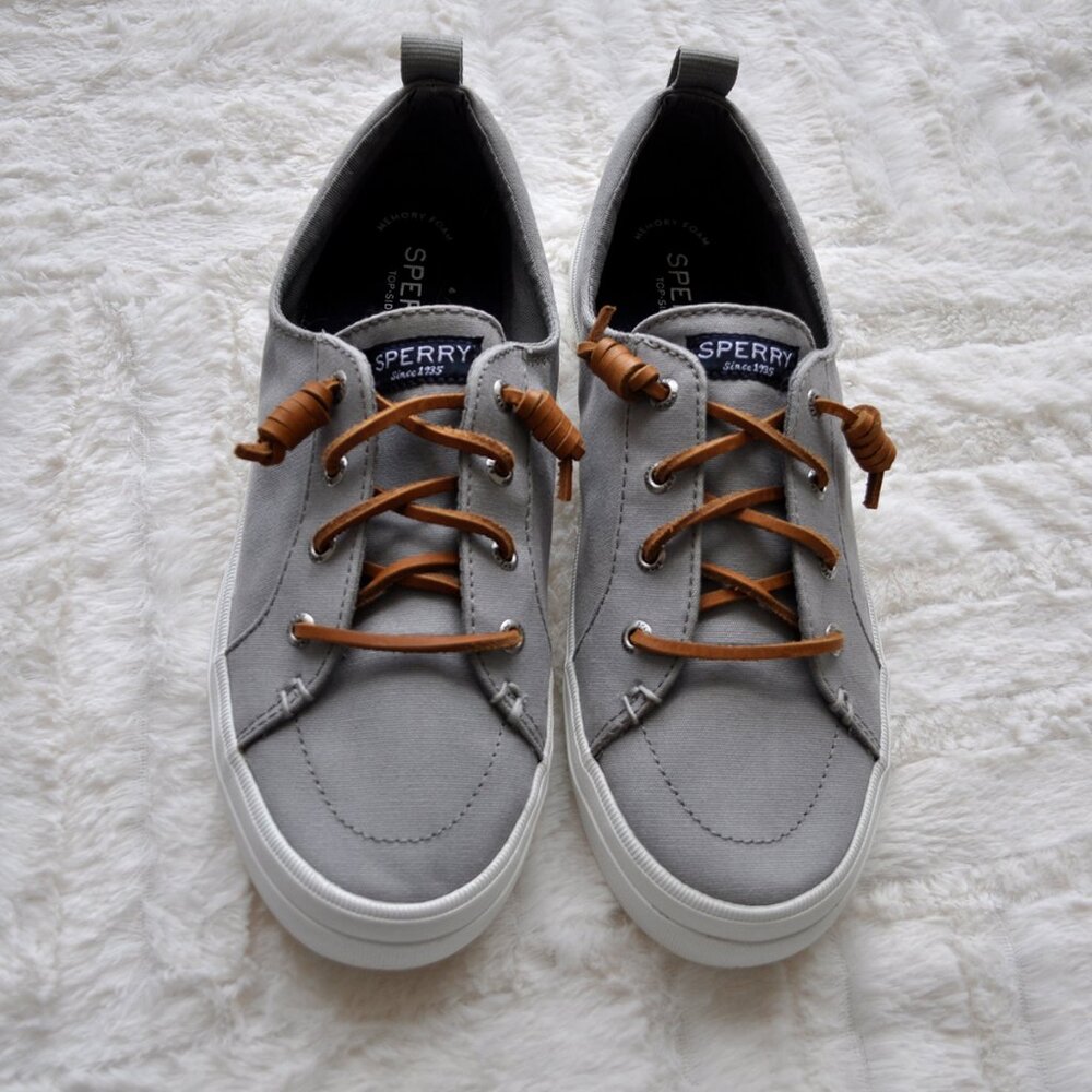 Sperry Crest Linen Sneakers in Grey Size 9